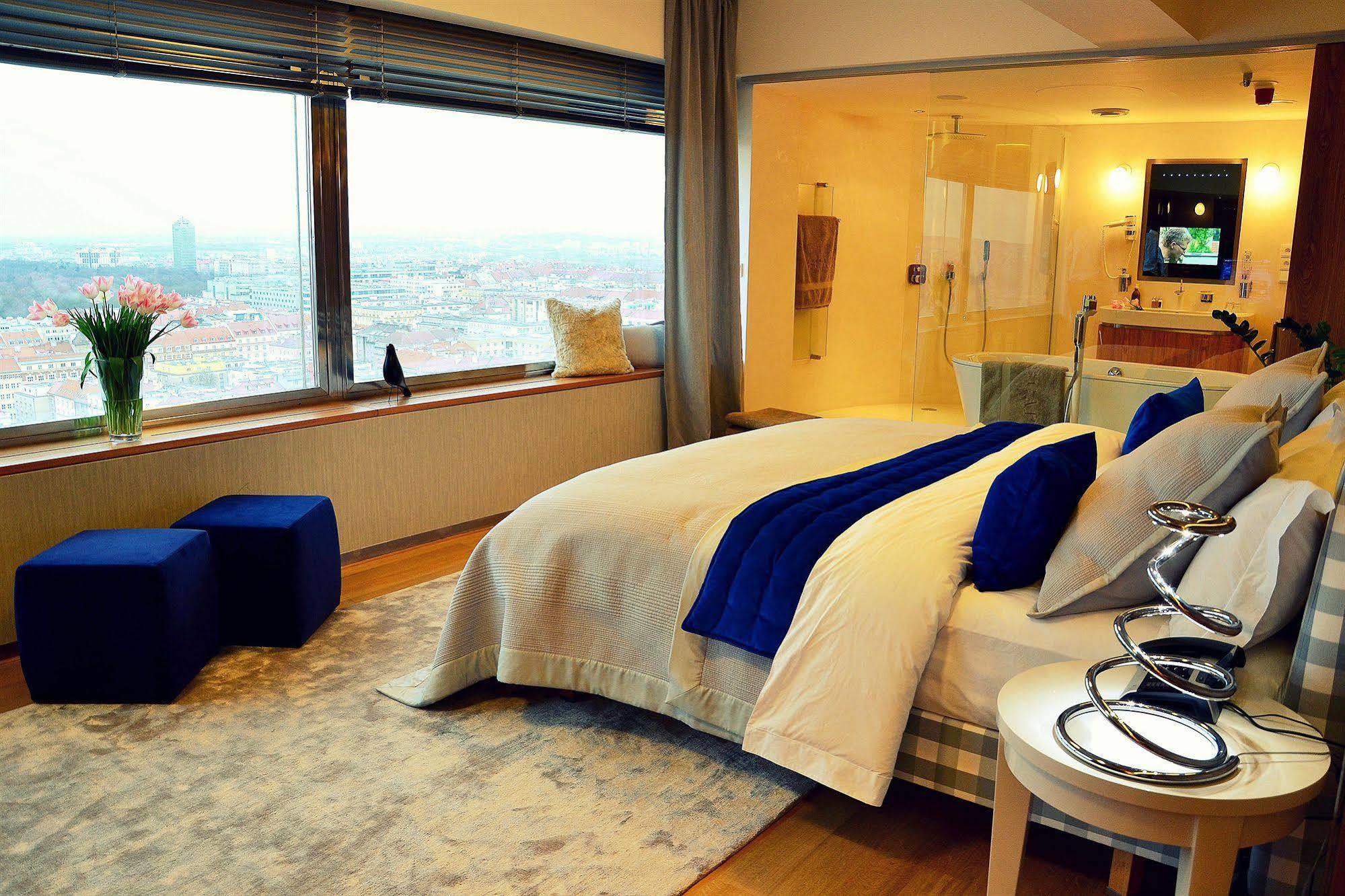 One Room Hotel Прага Екстер'єр фото